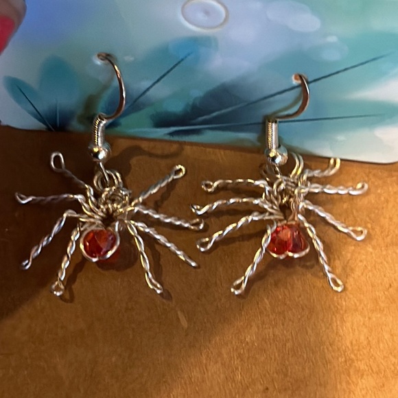 Silver Wire Handmade Spider Earrings Red Bead - Picture 2 of 7